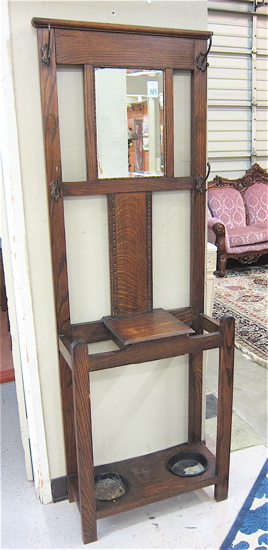 AN OAK HALLSTAND English early 20th