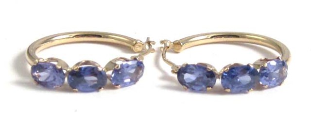 PAIR OF TANZANITE HOOP EARRINGS 16f176