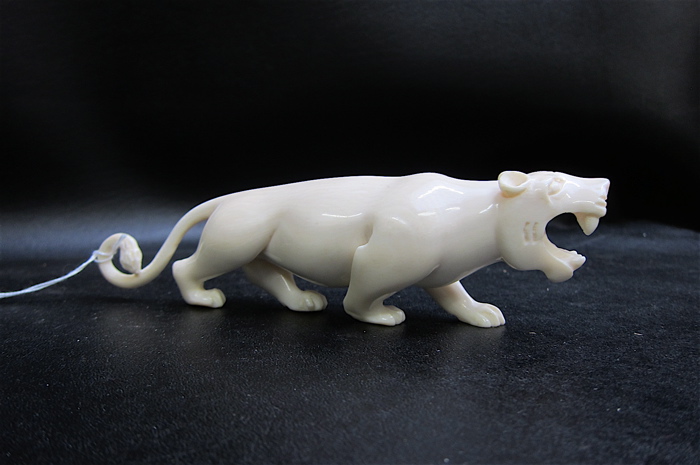 AFRICAN CARVED IVORY LIONESS open-mouthed