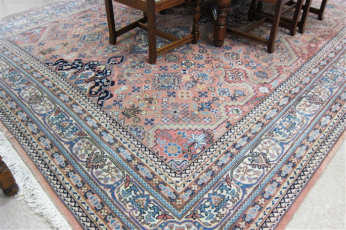 HAND KNOTTED ORIENTAL CARPET Persian 16f283