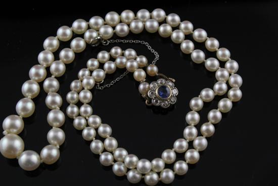 A single strand cultured pearl