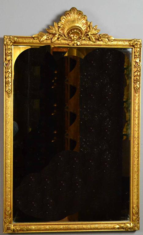 CARVED GILT MIRRORVery nice rectangular 171b7b