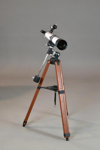 A Bushnell Sky Chief III Telescope60