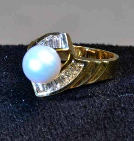 A Ladies 14K Cultured Pearl And 171cd6