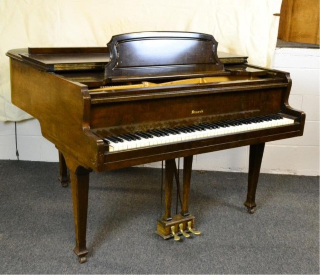 STARCK BABY GRAND PIANOMahogony finish