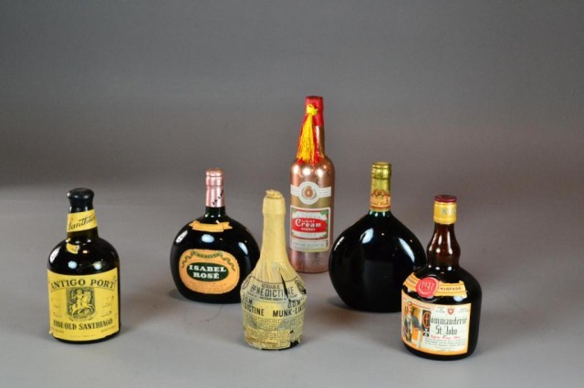 (6) BOTTLES OF VARIOUS LIQUORS AND WINETo
