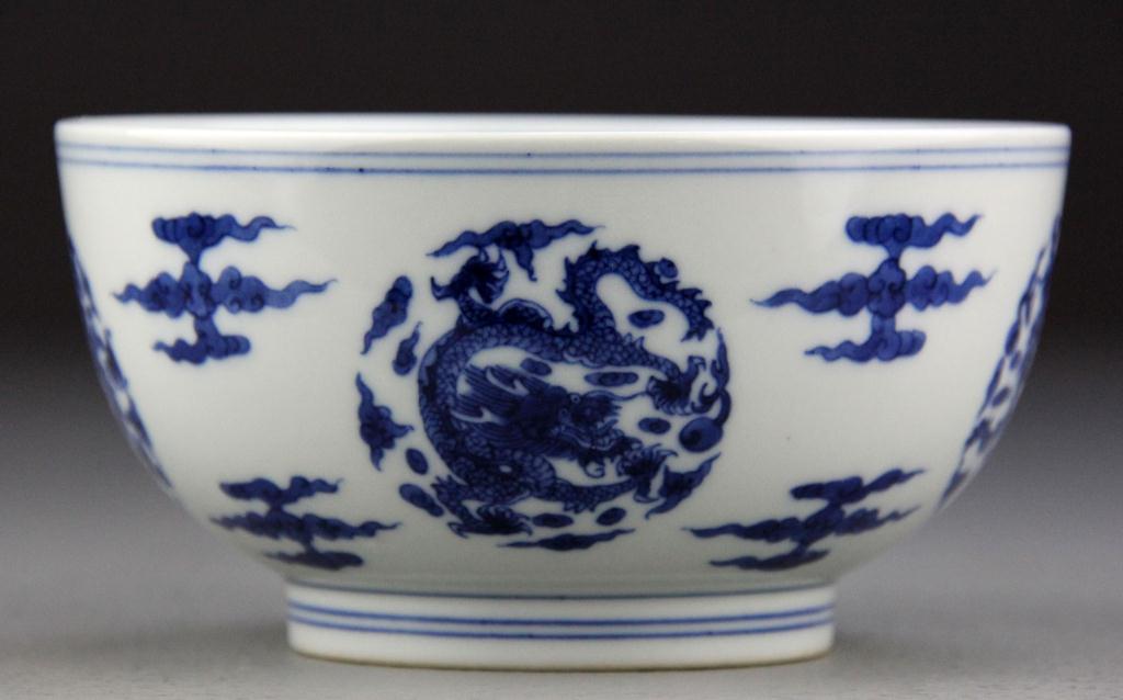 A Fine Chinese Blue and White Porcelain 171f02