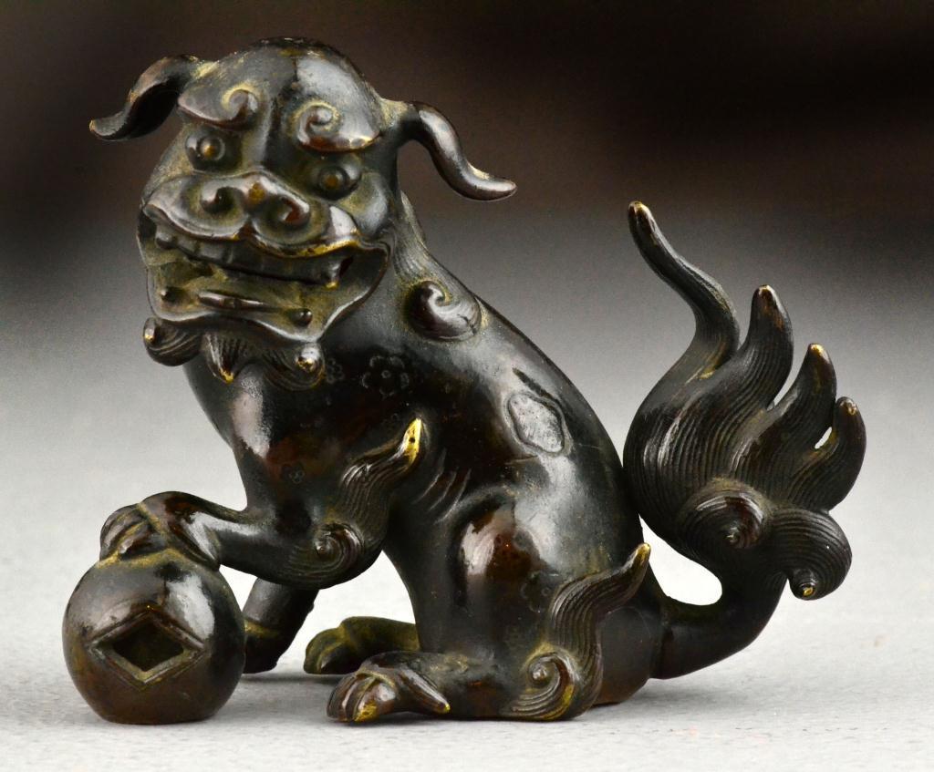 Chinese Qing Bronze Buddhist Foo LionFinely