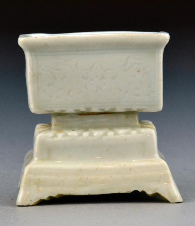 Chinese Song Dynasty Celedon Porcelain 17204c