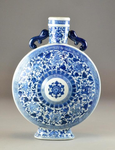 Chinese Blue and White Moon VaseFooted 1721d8
