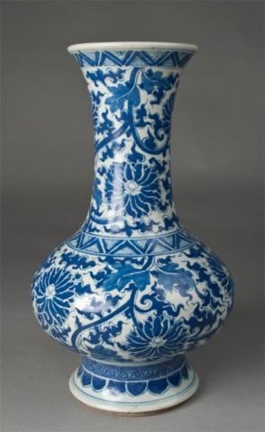 Chinese Blue and White Porcelain VaseLarge