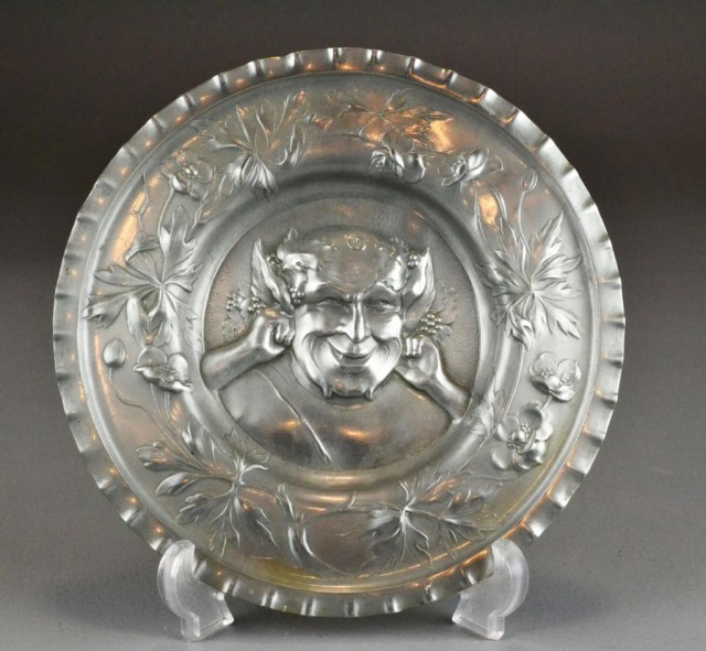 Kaiser Zinn Pewter Plate of Laughing 17224d