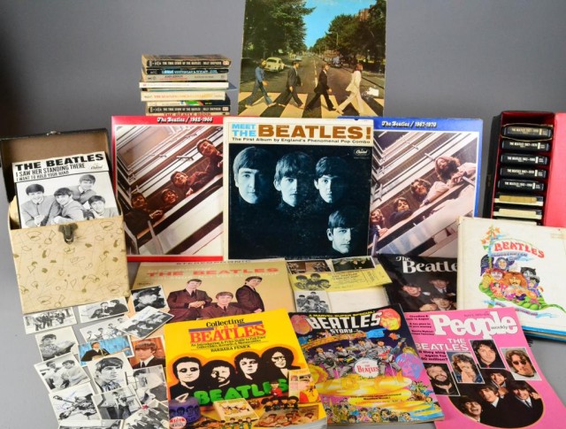 Beatles Memorabilia LP Albums 45