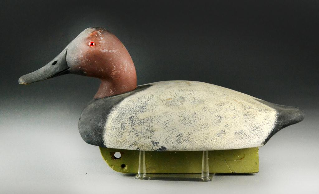 Canvasback Drake Duck DecoyWooden decoy