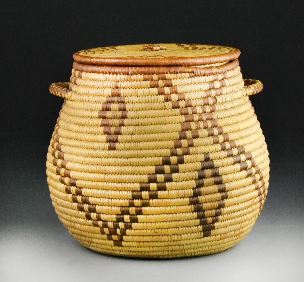 A Native American California Coiled 17241e