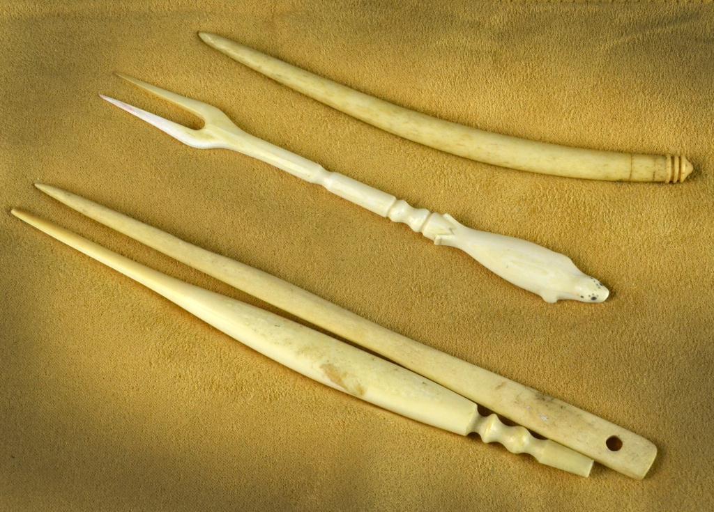 (4) Walrus Tusk ToolsEach finely carved