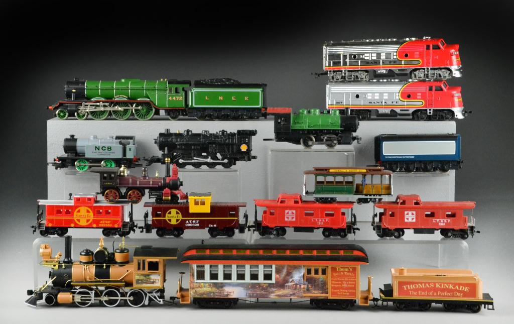 (17) HO Toy Train Engines and CarsTo