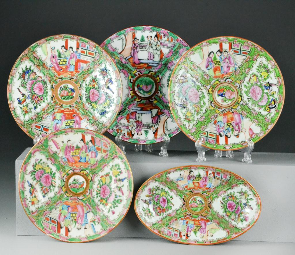 (5) Chinese Rose Medallion PlatesConsisting