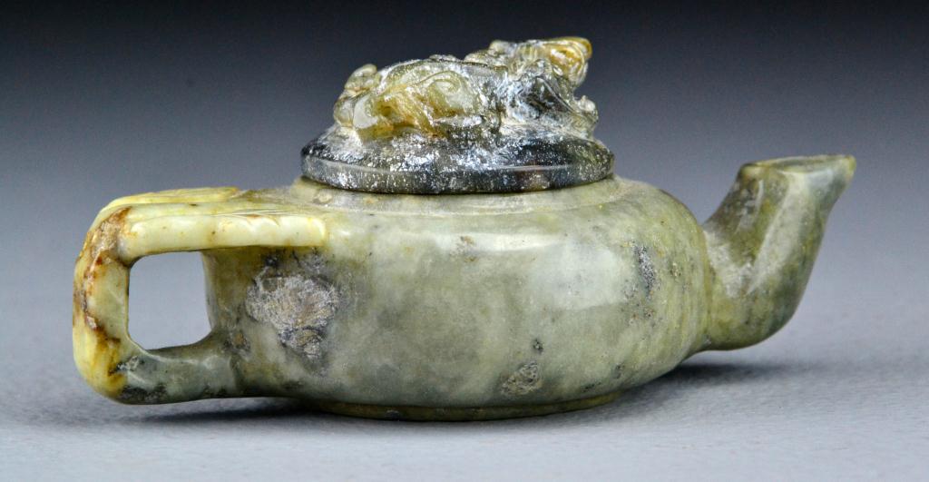 Chinese Qing Carved Jade Tea PotThe