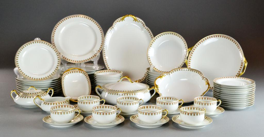 (71)Pieces Haviland Limoges Porcelain