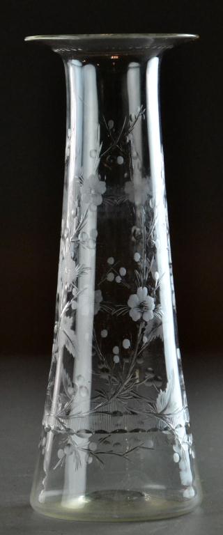 Thomas Web Etched Glass VaseOf 172786