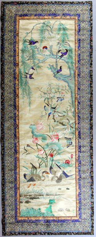 Chinese Qing Silk Embroidery PanelFinely