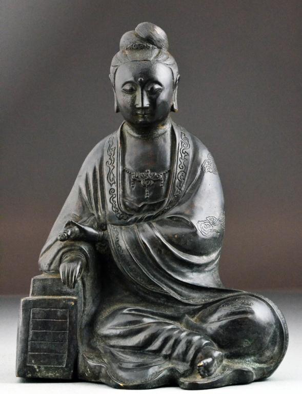 Chinese Qing Bronze GuanyinFinely cast