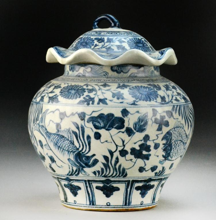 Chinese Ming Style Blue & White