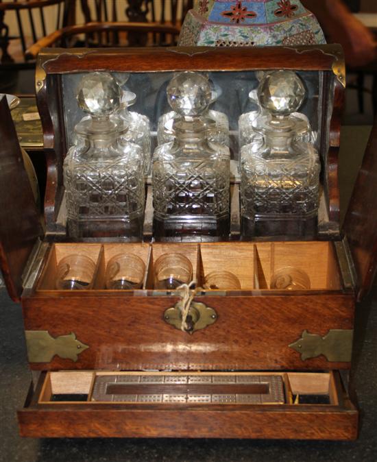 An Edwardian brass mounted oak 172c41