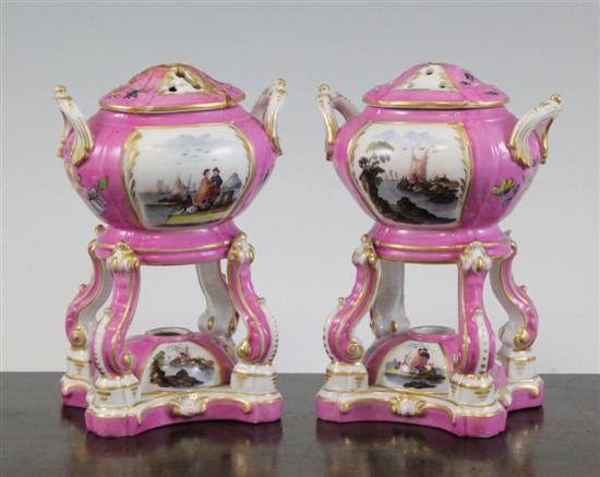 A pair of Berlin pastille burners 172c98