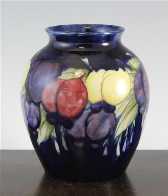 A Moorcroft Wisteria pattern ovoid 172ca2