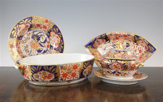 An extensive sixty six piece Coalport 172cb7