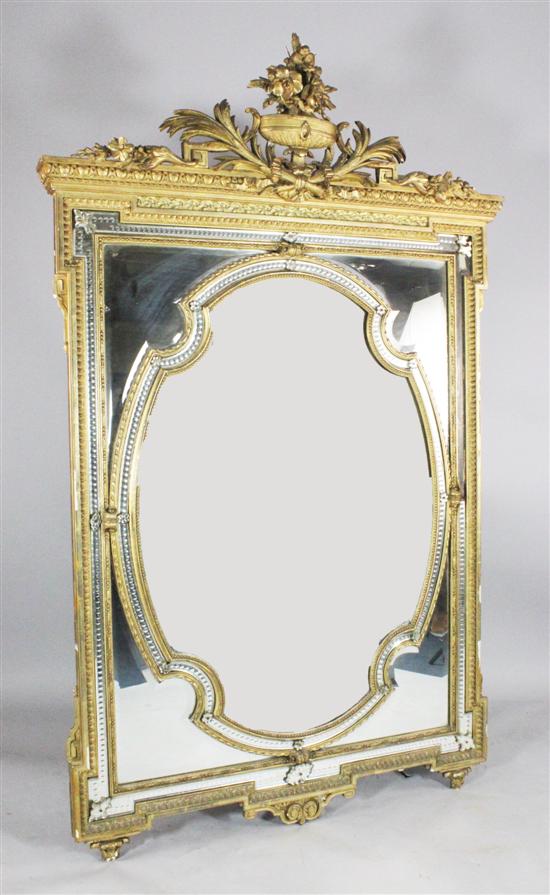 An elaborate 19th century carved 172db2