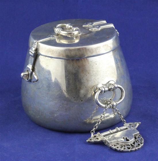 A Victorian silver locking tea 172ddc