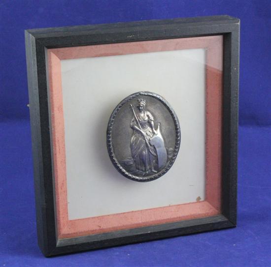 A 19th century silver oval medallion 172ddd
