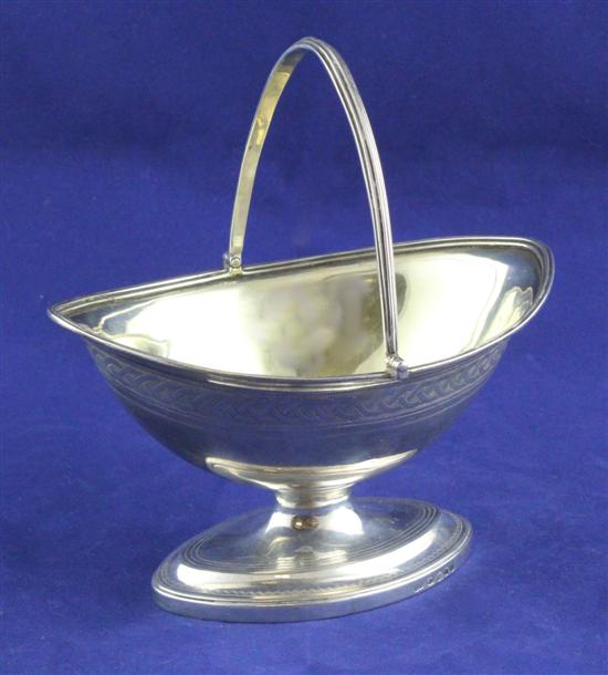 A George III silver sugar basket 172e50