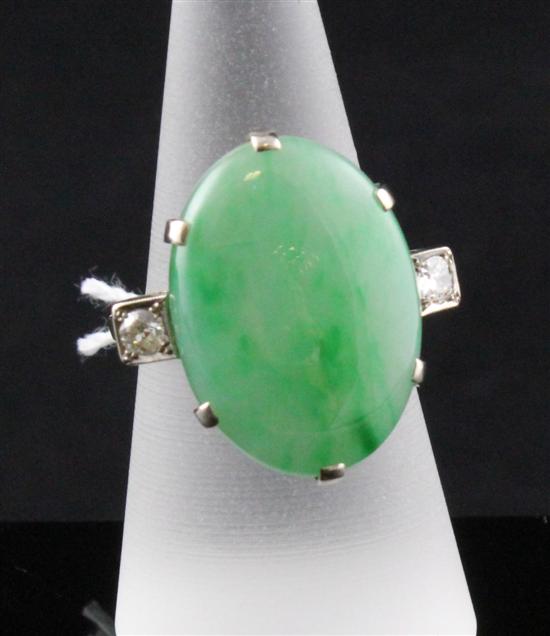 A white gold jadeite and diamond 172efc