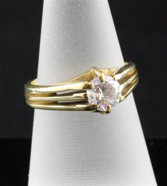 An 18ct gold gypsy set solitaire 172f41
