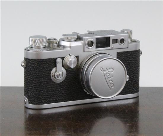 A Leica IIIG camera no 955118 with 173022