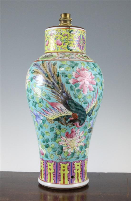 A Chinese famille rose baluster 173105