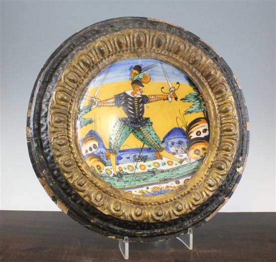 A Montelupo dish 17th century decorated 17316f