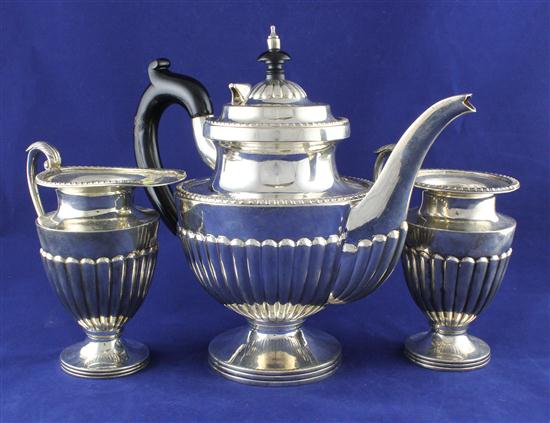 An Indian white metal three piece 170b5e