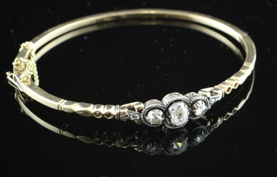 An Edwardian gold and diamond bracelet