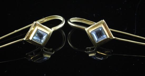 A pair of 18ct gold and aquamarine