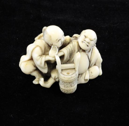 A Japanese ivory netsuke early