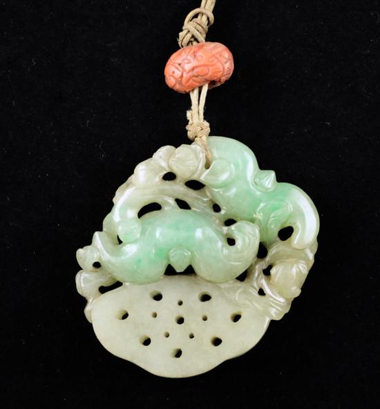 A fine Chinese jadeite pendant 170dce