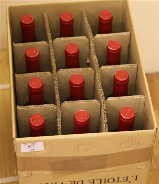 Twenty four bottles including twelve 170e84