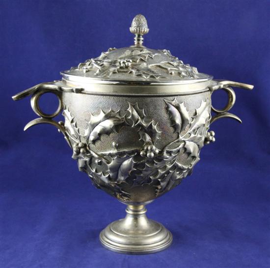 A Victorian silver Skyphos and