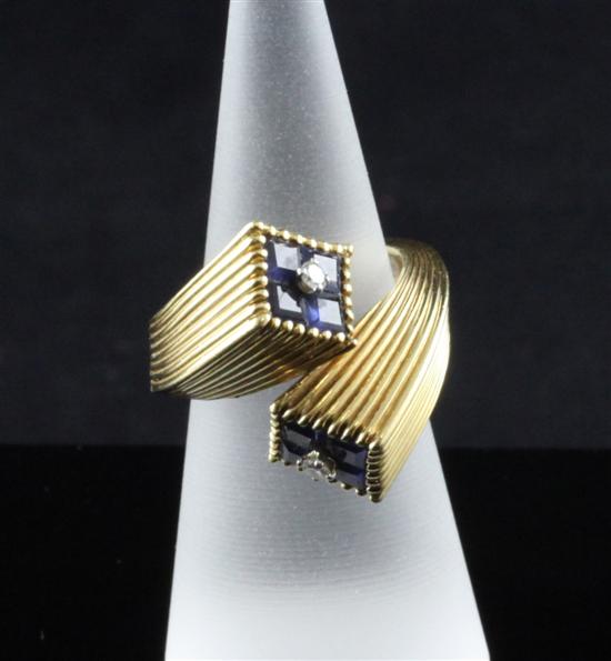A stylish sapphire and diamond 170fac