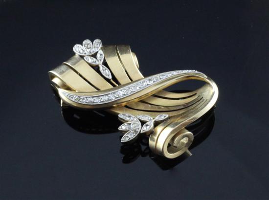 A stylish 1940 s diamond set gold 170fdc